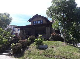 805 E Washington St, Iowa City, IA 52240