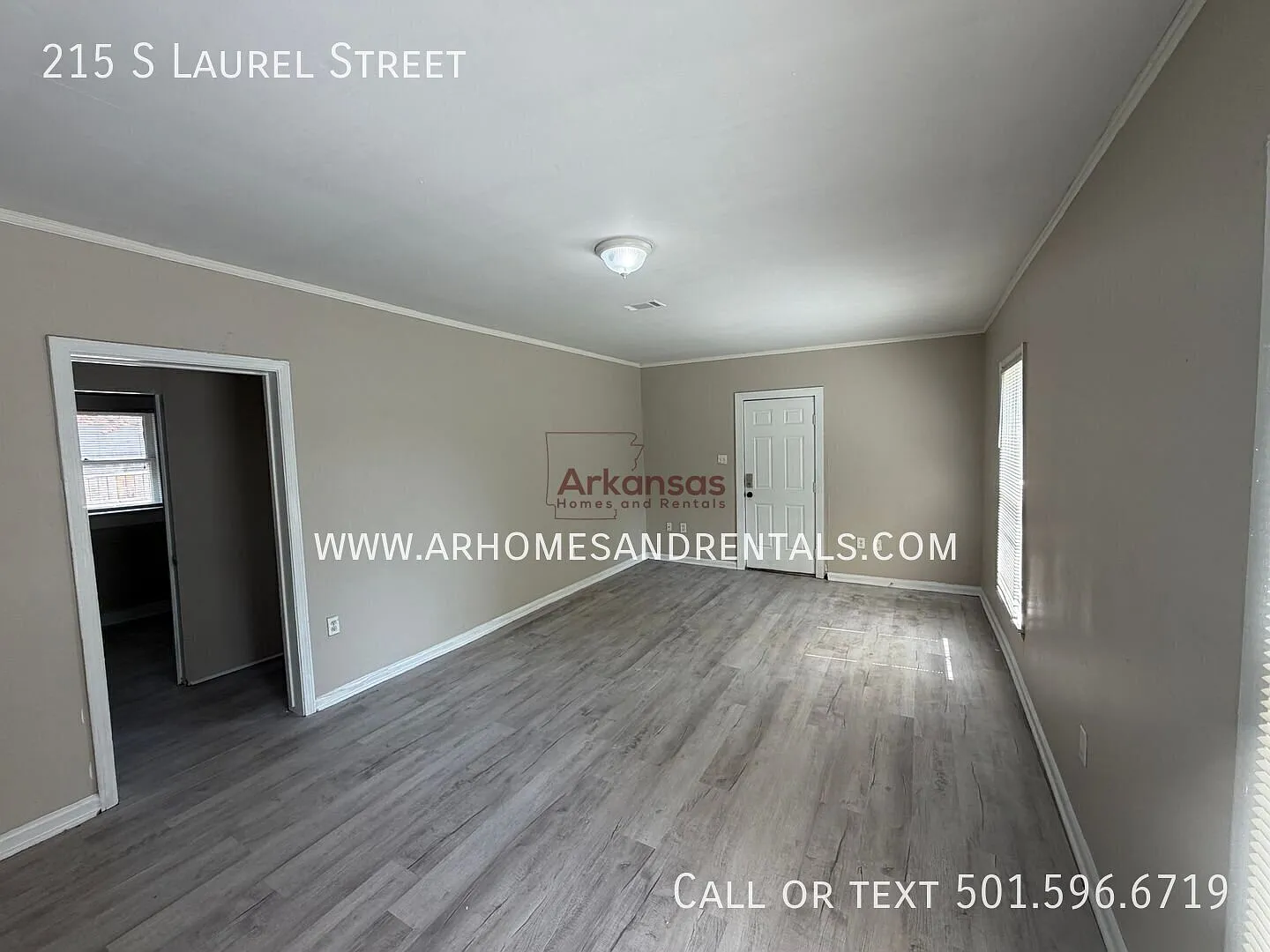 1/2 Off First Month's Rent ~ 215 S. Laurel Street 4 Bedrooms | 2 Bathrooms — Photo 2