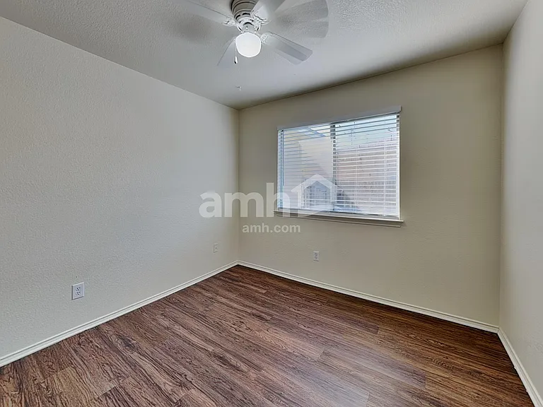 109 Mason Reed Cv — Photo 15