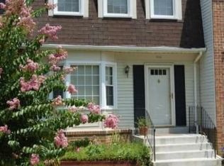 4514 Sparrow Ct, Woodbridge, VA 22193