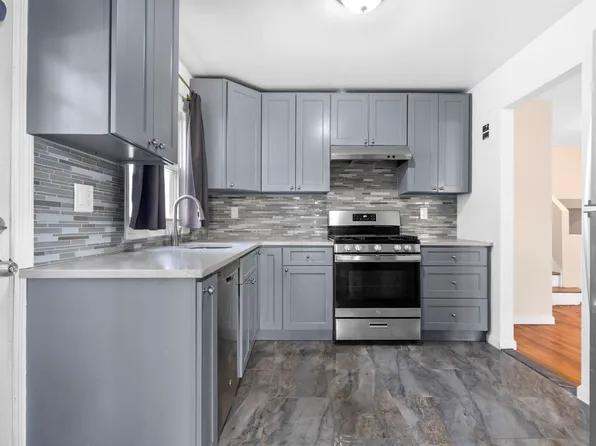 15-47 209th Street image 4 of 11