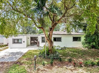 781 NE 162nd St, Miami, FL 33162