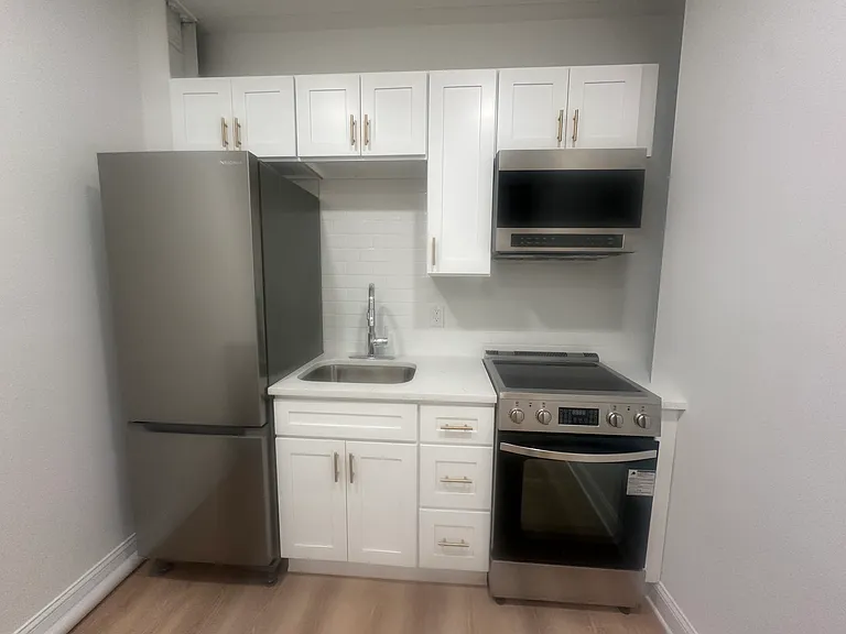 2 Maryland Avenue — Photo 6