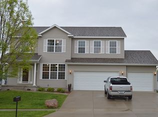 2240 Beryl St, Marion, IA 52302