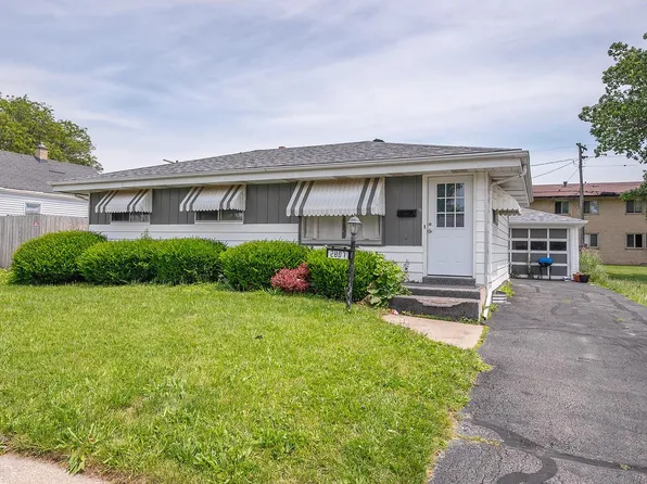 2807 Diane AVENUE, Racine, WI 53404