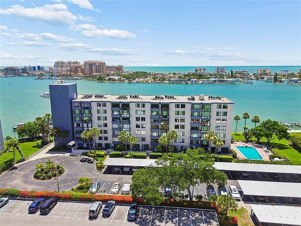 1st image of 644 Island Way APT 405