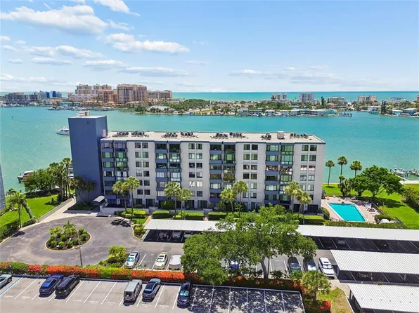 644 Island Way APT 405, Clearwater, FL 33767