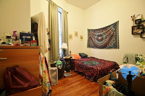 Rented by Next Door Realty NYC | media 18