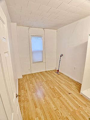 4th image of 23-27 27th St #1BB