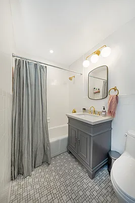 Rented by Compass | media 6