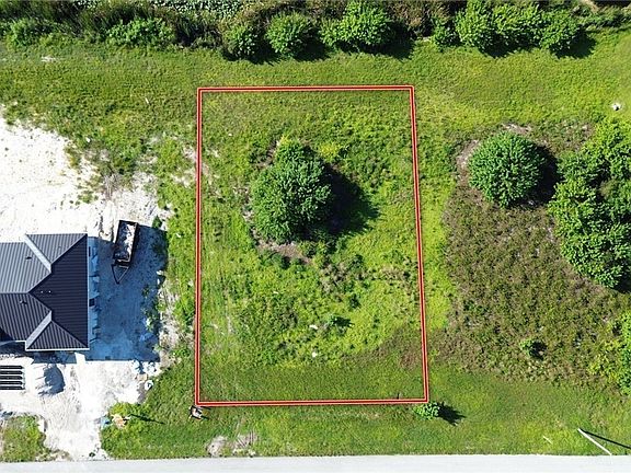 4th image of 3525 Sky Valley Ln