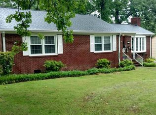 325 Briarwood Rd, Spartanburg, SC 29301