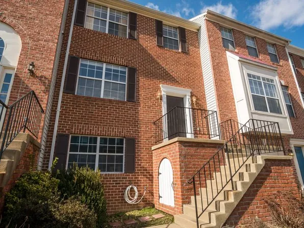 206 Dundee Pl, Fredericksburg, VA 22405
