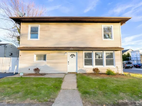 1056 Rahway Ave, Avenel, NJ 07001