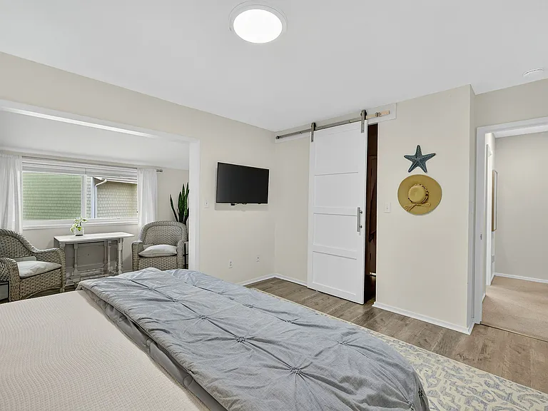 120 Driftwood Ct — Photo 5