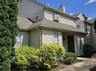 105 Chesterfield Ct #105, Bourbonnais, IL 60914