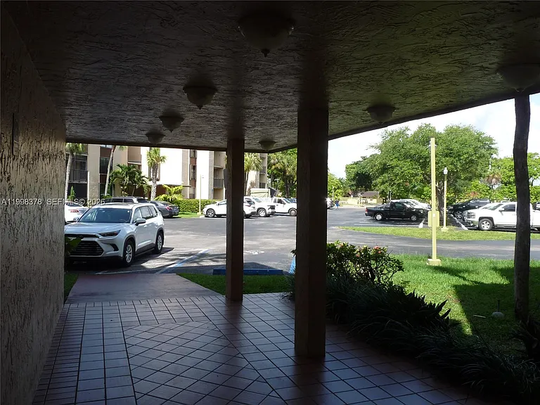 14525 N Kendall Dr #102J — Photo 11