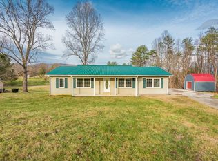 117 Country Hill Ln, La Follette, TN 37766