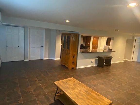 5th image of 435 N Oak Park Ave