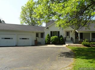 11857 Bean Rd, Chardon, OH 44024