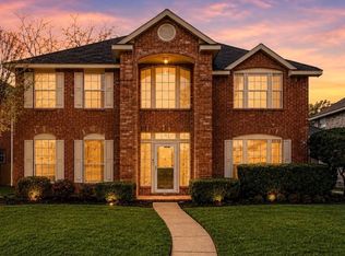 2829 Panorama Dr, Carrollton, TX 75007
