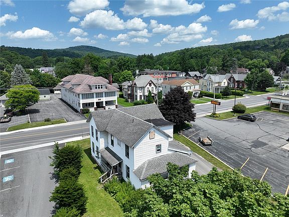 4th image of 360-362 Main St