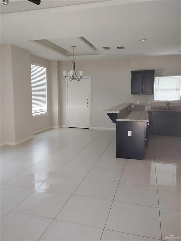 2 bed, 2.0 bath, 1000 sqft, $1,000 — Photo 2