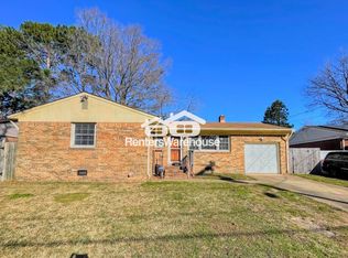 352 Gracie Rd, Chesapeake, VA 23325