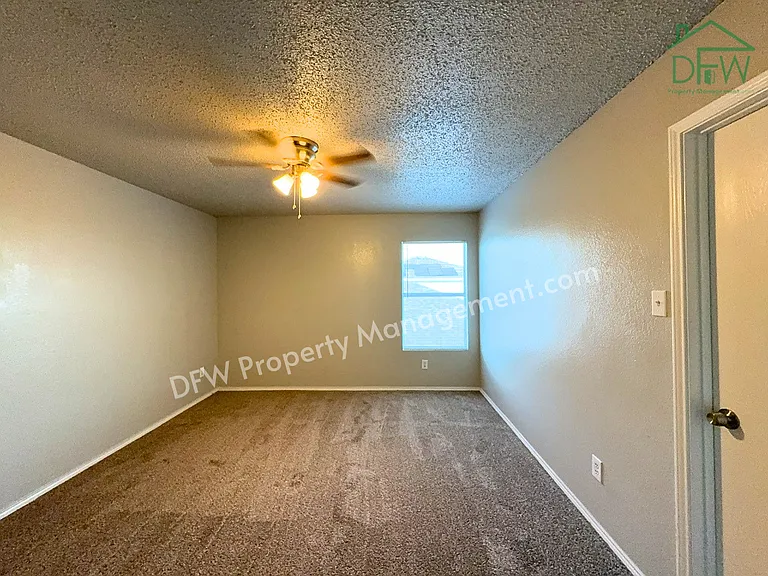 3952 Golden Horn Ln — Photo 17