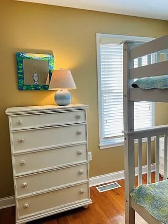 3rd bedroom - bunk beds with full size mattresses