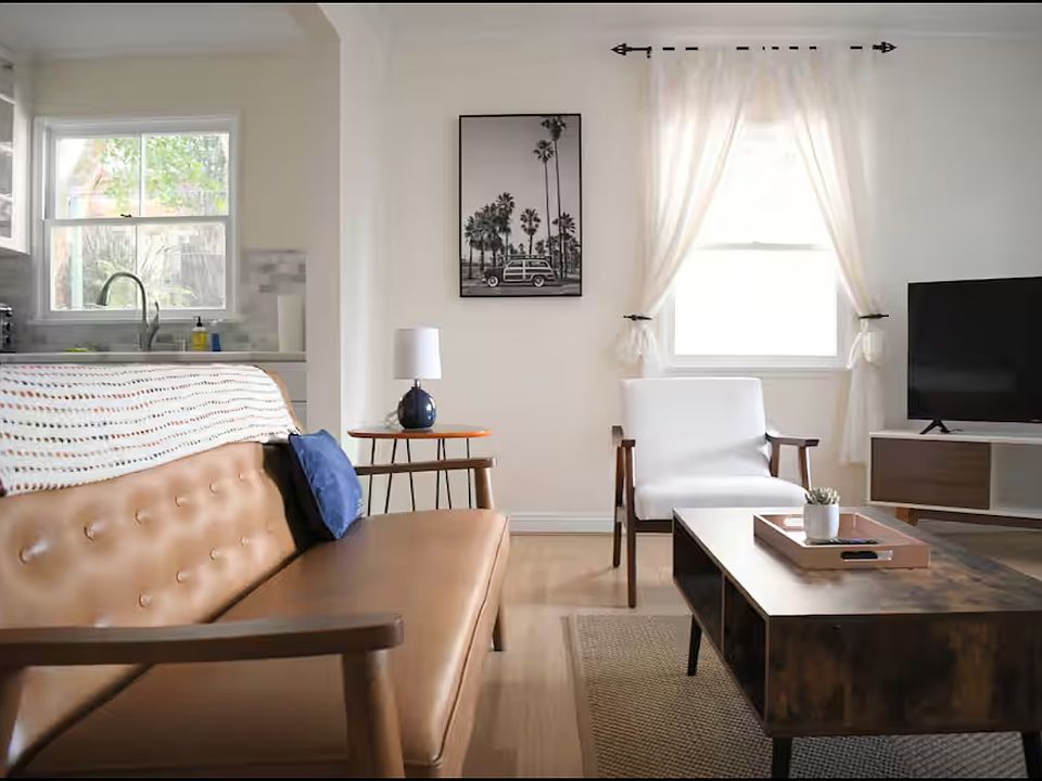 1st image of 1028 4th St #B