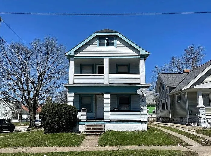 10801 Sandusky Ave photo 1