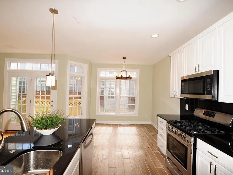 4379 Thomas Brigade Ln — Photo 10