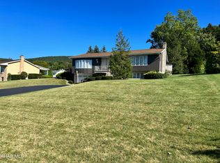 1221 Van Buren Ave, Altoona, PA 16602