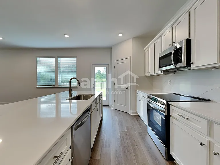 108 Bellows Bnd — Photo 4