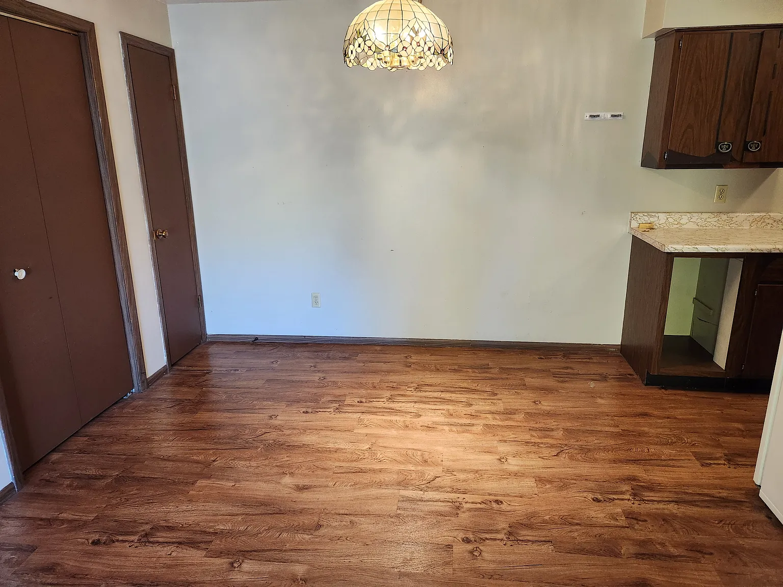 1 bed, 900 sqft, $975 — Photo 3