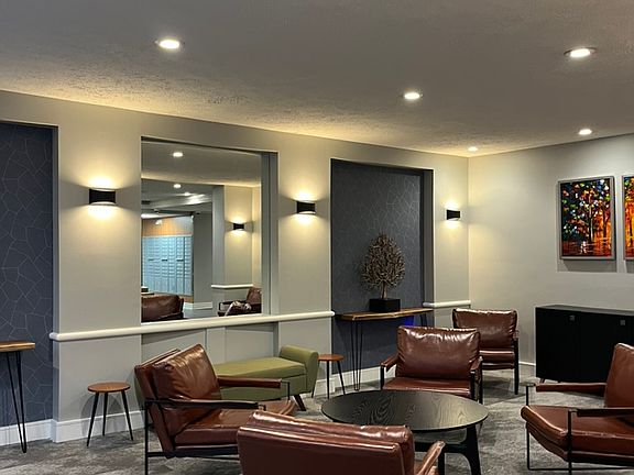 Entrance lobby. Lobby was remodeled in 2024.
