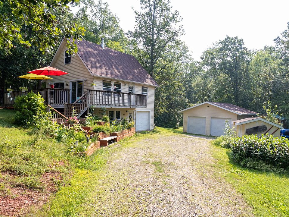 1st image of 25185 Moreau Rd