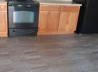 108 N Main St #E, Jewett City, CT 06351