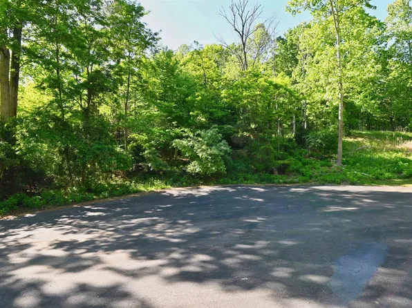 Shadow Land Dr, Radford, VA 24141
