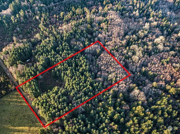 45 Whiteman Road SW, Lakebay, WA 98349