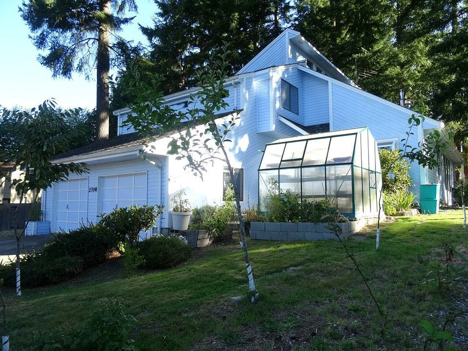 1st image of 2708 Hampton Ct SE