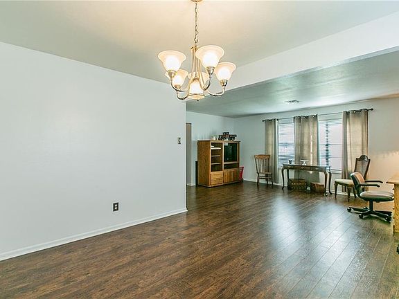 5th image of 7317 Brentwood Cir