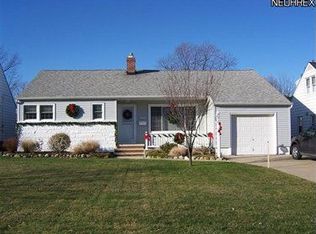 1360 Beaconfield Rd, Lyndhurst, OH 44124