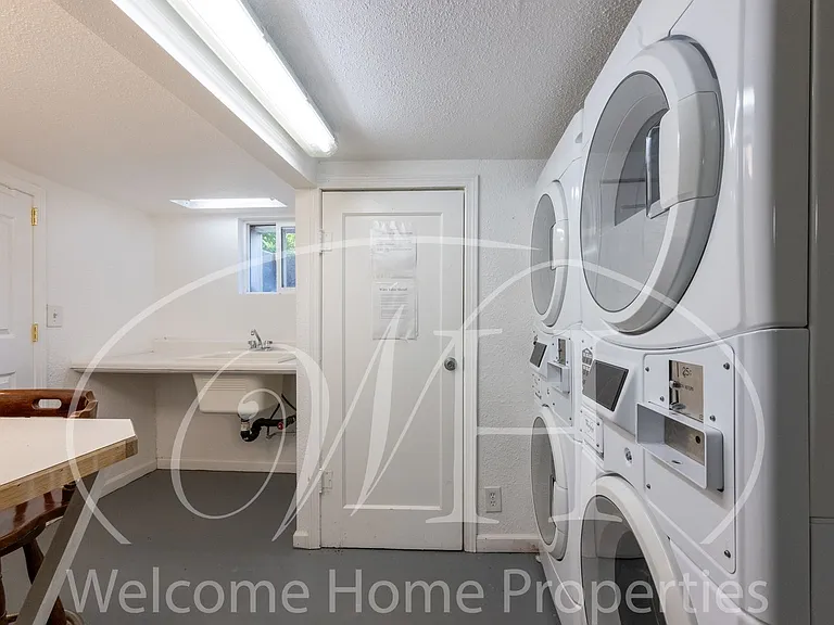 115 SE 3rd St — Photo 14