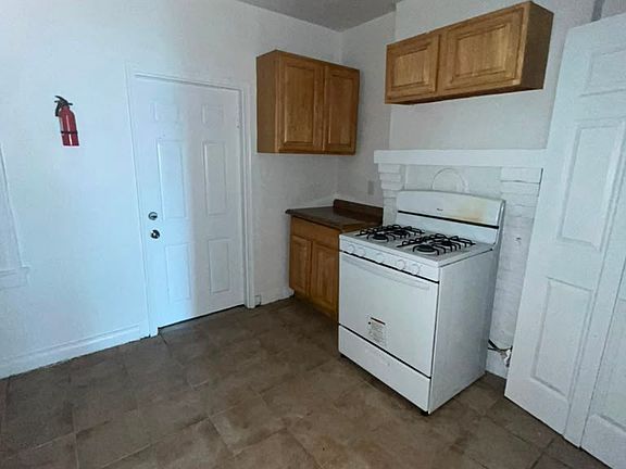 3rd image of 29 Ellington St #3E