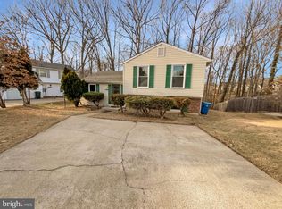 9100 Colgrove Ct, Lorton, VA 22079