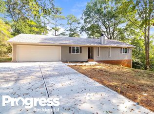 632 Country Club Dr, Monroe, GA 30655