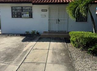 3230 SW 27th St #3232, Miami, FL 33133
