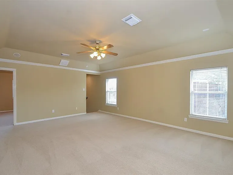 5503 Langhorne Ct — Photo 18